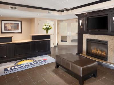 Days Inn By Wyndham Brantford Bagian luar foto
