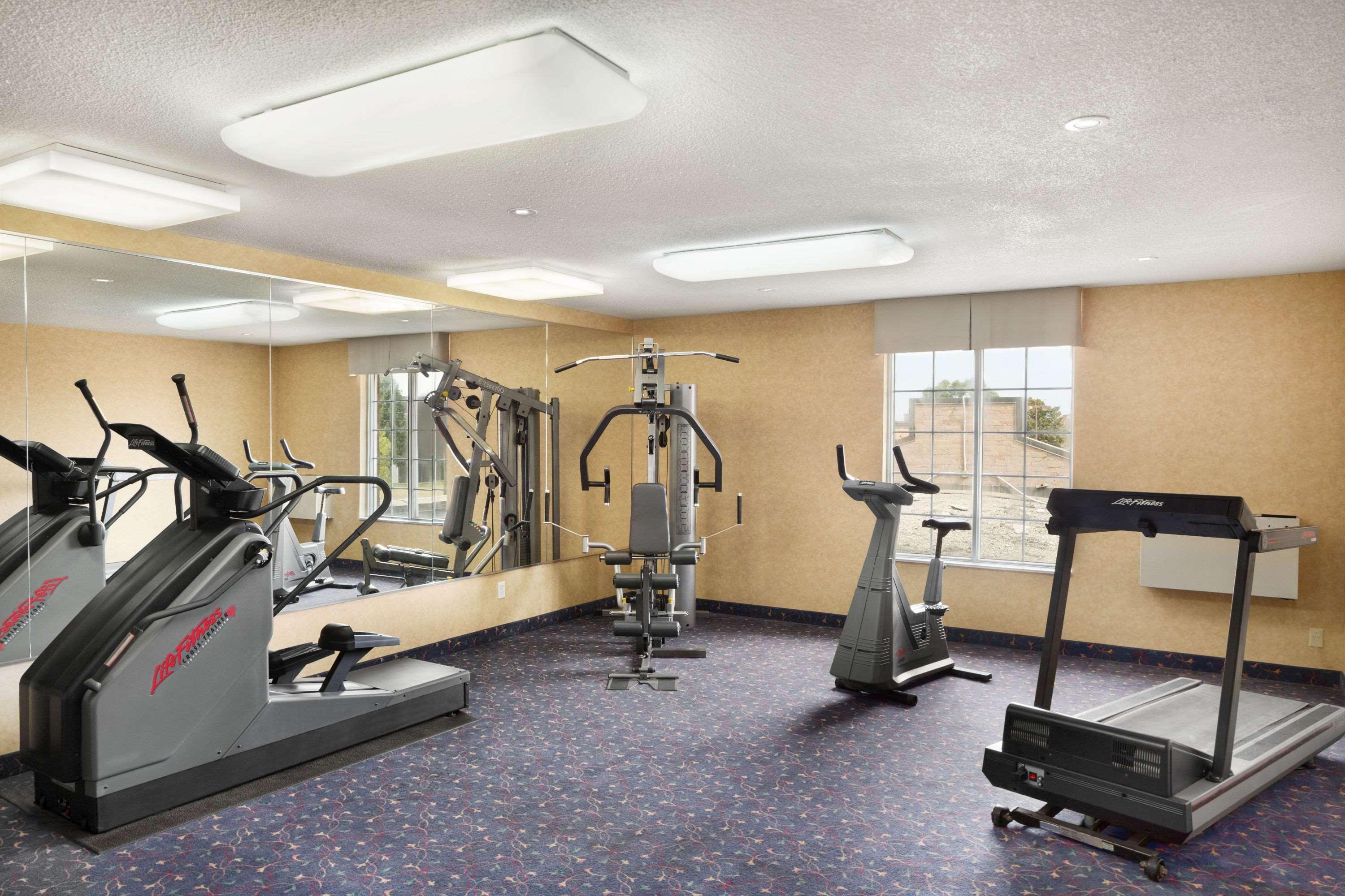 Days Inn By Wyndham Brantford Bagian luar foto